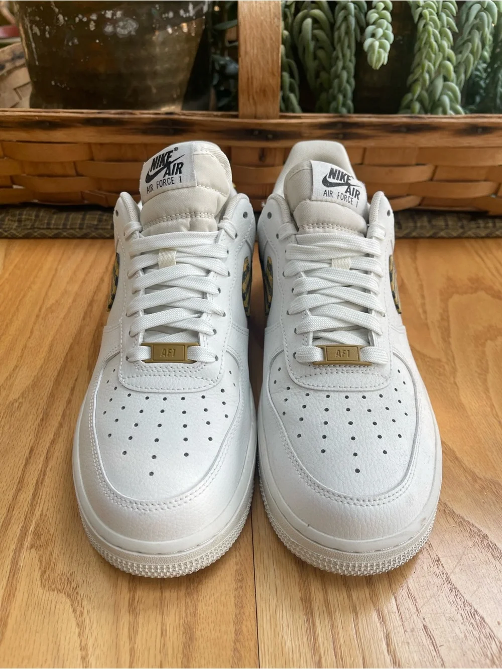 Nike Air Force 1 Low “Bronzine Gingham” Swoosh Sz. 9